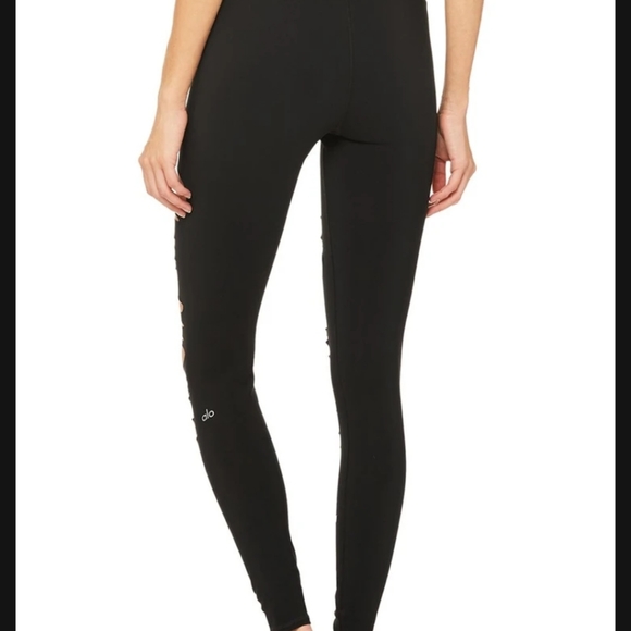 Alo Extreme Ripped Warrior Legging - Picture 2 of 5